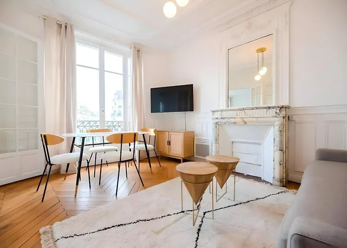 Apartament Tbs 323 - Superb With Eiffel Tower View Paryż
